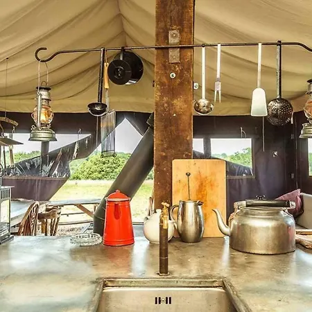 ラグジュアリーテント Rochefort En Ardenne